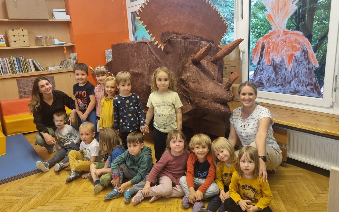 MED DINOZAVRI